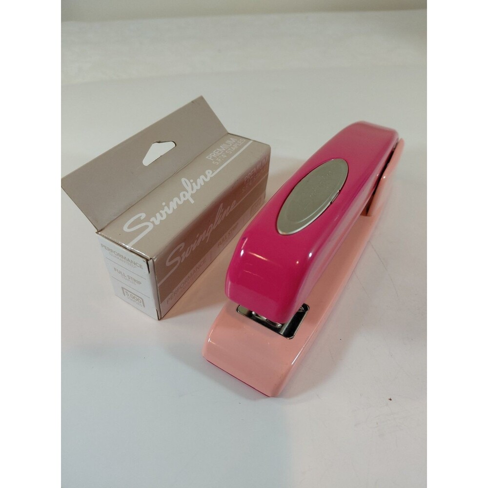 Swingline 747 Stapler Pink Magenta Standard Desk Full Strip W/ Staples